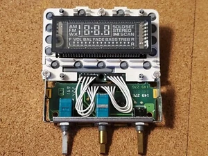 Nuevo de lote antiguo placa de visualización y control GM AM FM Head 1988-1993 Buick Regal Pontiac Sunbird - Imagen 1 de 3
