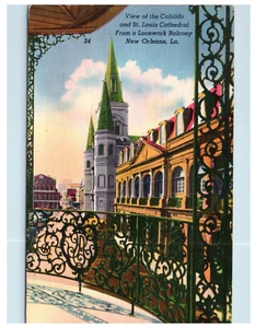 Vintage View of Cabildo and St. Louis Cathedral, New Orleans Postcard. .BPC - Picture 1 of 2