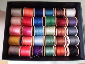 30 Vintage SYLCO Reels Cotton Thread Assorted Colours Wooden & Plastic Reels - Picture 1 of 2