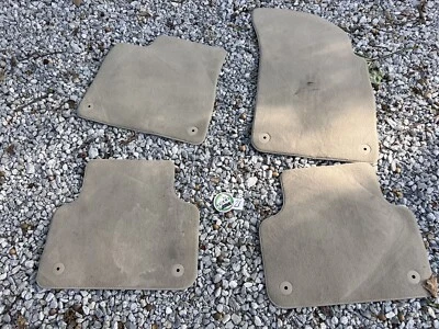 2016-2024 Audi Q7 OEM Factory Floor Mats 4pcs BBETYP51 Light Tan - Imagem 1 de 4