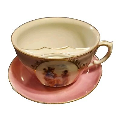 Taza y platillo bigote victoriano rosa escultura griega tema porcelana de hueso  Foto 1 de 4