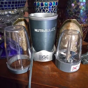 NutriBullet NB-101S Magic Bullet Mixer w/Accessories, Works Great - Picture 1 of 10