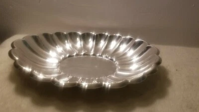 Placa de plata festoneada Sheffield's 1930 vintage  Foto 1 de 4