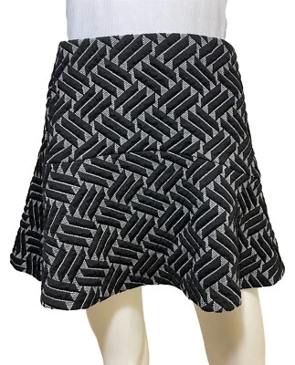 Minifalda corta acampanada negra gris talla L Aqua para mujer Foto 1 de 4