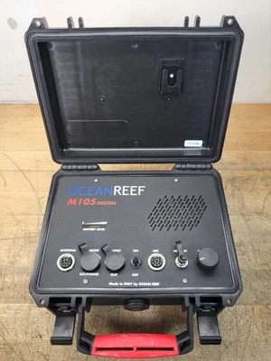Unidad de superficie transceptora de canal digital Ocean Reef Alpha M105 HECHO EN ITALIA Foto 1 de 4