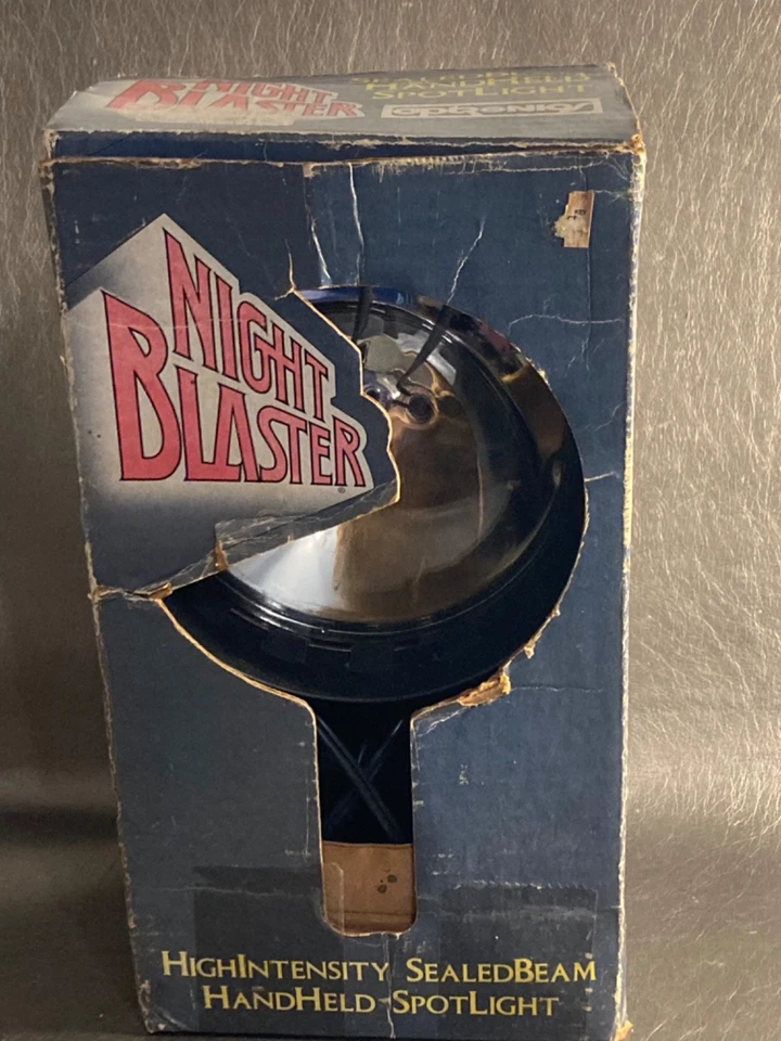 Optronics NIGHT BLASTER 3000 12v 300,000 Candle Power Vintage Spot Light Tested - Image 1 of 4