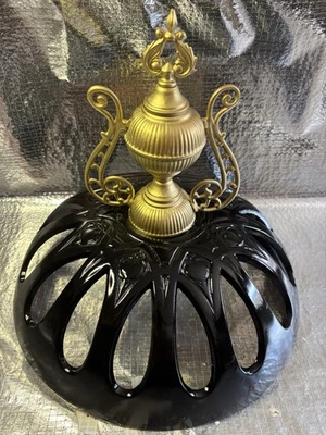 ANTIQUE PARLOR STOVE TOP CAST IRON #419 W/Decorative FINIAL,over 100 Yrs Old  - Image 1 of 4