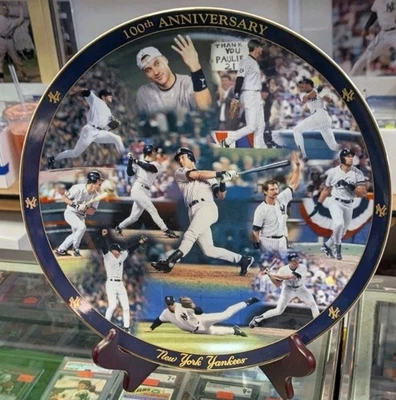 New York Yankees Danbury Mint 12" 100th Anniversary Plate 1981-2001 - Image 1 of 4