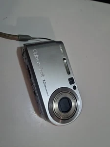 Sony Cyber-shot DSC-P200 7.2MP Compact Digital Camera - Picture 1 of 5