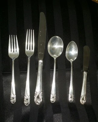 6 Piece Place Set Spring Glory Sterling by INTERNATIONAL SILVER 1942 No Monogram - Image 1 of 4