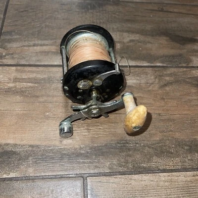 CARRETE DE AGUA SALADA OCEAN CITY DE COLECCIÓN HECHO EN EE. UU.-Filadelfia Foto 1 de 4