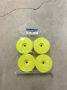 Team Associated LPR Truggy Wheel #89361 - Picture 1 of 3