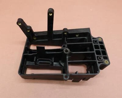 Harley Davidson Dyna Wide Glide 2005-2006 soporte de bandeja electrónica de plástico FXDWGI Foto 1 de 4