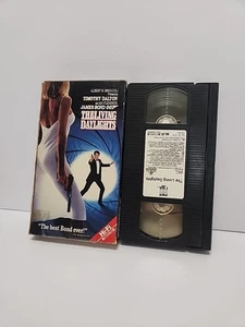 The Living Daylights (VHS, 1987) James Bond 007 Action CBS FOX - Imagen 1 de 2