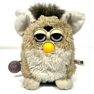 Vintage FURBY hellbraun weiße Ohren Augen TIGER ELEKTRONIK 70-800 1998 - Photo 1/10