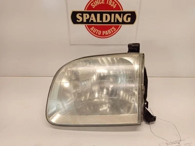 Farol direito do passageiro Toyota Sequoia 9739733 2002 - Imagem 1 de 4