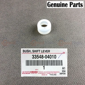 Genuine Hilux LN147 KUN36 KUN35 KUN26 KUN25 Gearbox Gear Shift Lever Seat Bush - Picture 1 of 2