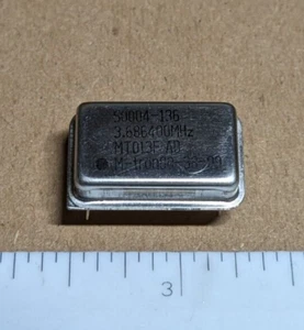 M-TRON – MTO13F AD – 3.6864 MHz Crystal Oscillator – Basis for QRP Transmitter - Picture 1 of 2