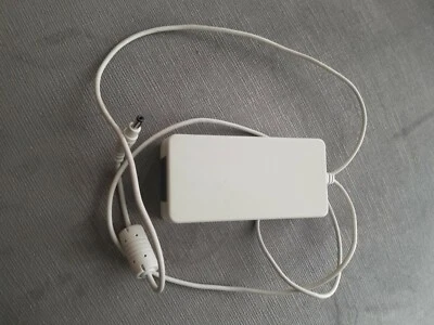 Viewsonic VP140 UP06031120A AC Power Supply Adapter DC 12V 3.8A for LCD Monitor - Image 1 of 3