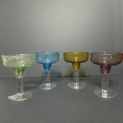 Juego de cuatro vasos de margarita burbuja soplados a mano verde, azul, dorado, púrpura usados en excelente estado Foto 1 de 4