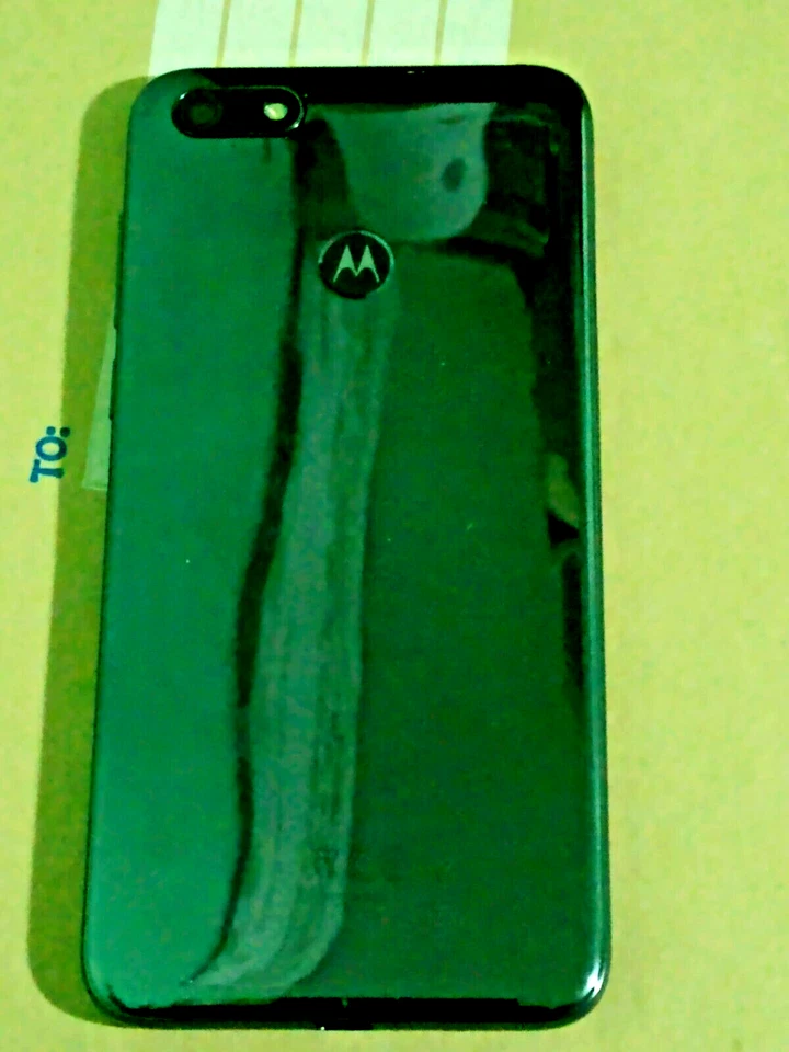 Motorola MOTO E - 32GB - Black (Unlocked) Smartphone - Image 1 of 4