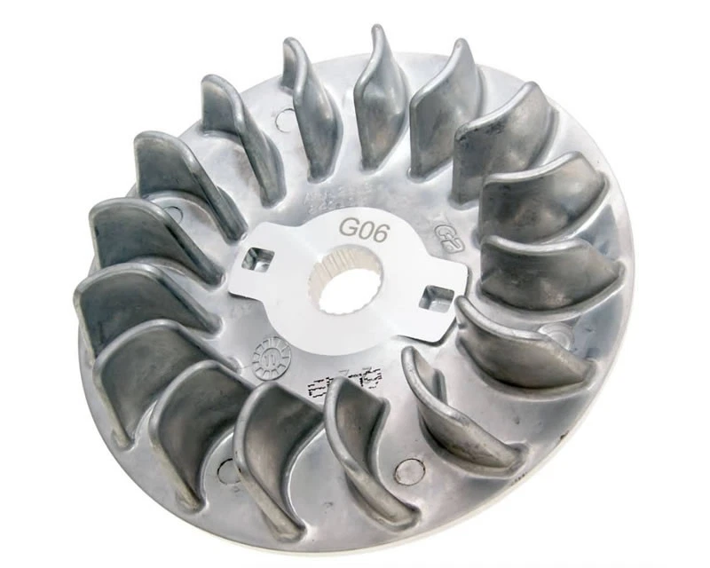 Polea variadora de media polea ligera Aprilia Scarabeo 250ie Foto 1 de 1