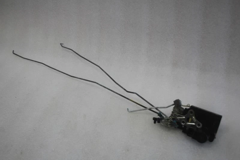 Actuador de bloqueo de pestillo de puerta trasera derecha Suzuki Reno 2005 2006 2007 2008 Foto 1 de 4