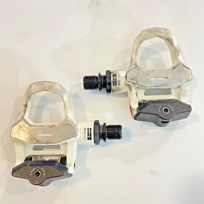 Pedais de bicicleta de estrada Look KEO 2 Max sem clipe BRANCO triatlo ciclismo - Imagem 1 de 4