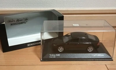 Minichamps 1/43 Volvo S40 schwarz Diecast Modellauto Sammlerstück - Bild 1 von 4