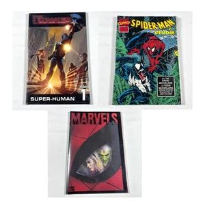 Lote de 3 cómics de Marvel de The Ultimates/Spiderman VS Venom novela gráfica Marvels - Imagen 1 de 7
