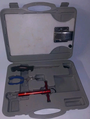 Bass Pro Shop 4 Piezas Kit de Filete de Pescadores Cuchillo Escala Abrazadera Tablero Alicates Estuche Foto 1 de 4