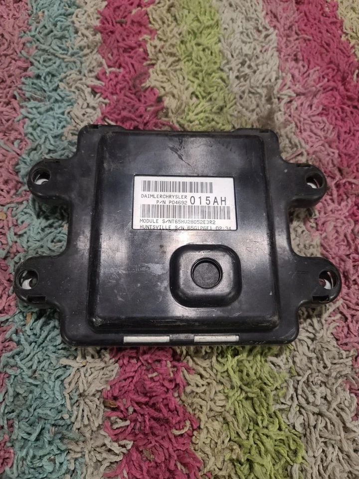 ✅⭐⭐ Jeep Commander 2006 unidad de control multifunción P04692015AH Foto 1 de 4