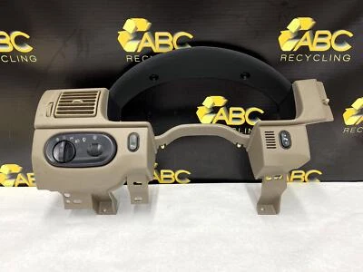 Ford Explorer 2003 cuadro de instrumentos bisel con interruptor de faro incluido Foto 1 de 4