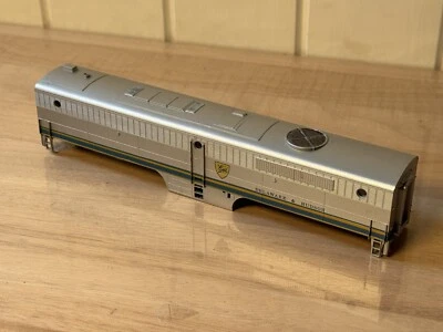 *New* ATHEARN? DELAWARE & HUDSON PB-1 HO Scale Dummy Engine Locomotive Shell  - Image 1 of 4