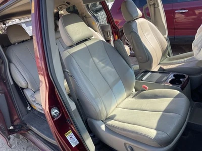 2012-2020 TOYOTA SIENNA Right Front Passenger Seat LB42 Gray Leather Heat 979260 - Image 1 of 4