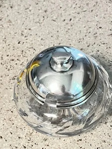 Vintage Zuckerdose aus geschliffenem Glas mit Deckel und Löffel aus Sterlingsilber - Bild 1 von 3