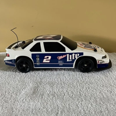 Coche de carreras vintage Nikko RC Ford Taurus nuevo RC 27MHZ 9,6v Foto 1 de 4