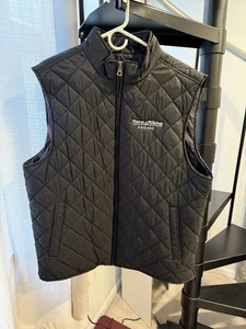 Men’s Quilted Vest - Picture 1 of 4