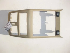 Reposabrazos trasero Mercedes-Benz A1666803907 8N84 moldura con dos tomas 12V beige... - Imagen 1 de 4