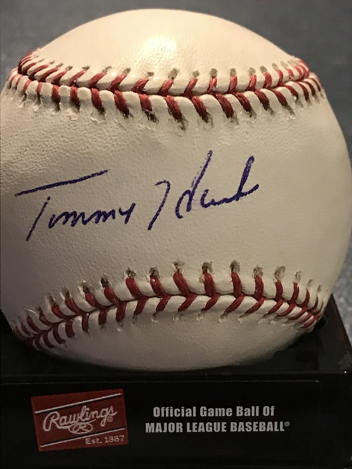 TOMMY HARPER  BOSTON RED SOX / SEATTLE PILOTS   SIGNED OML MLB BASEBALL - Image 1 of 1