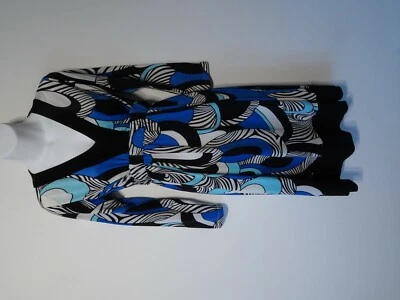 dresss - Image 1 of 4