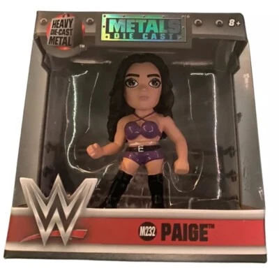 Minifigura de ação Paige M232 WWE Metals Die Cast Jada Toys luta livre 2,5" - Imagem 1 de 4