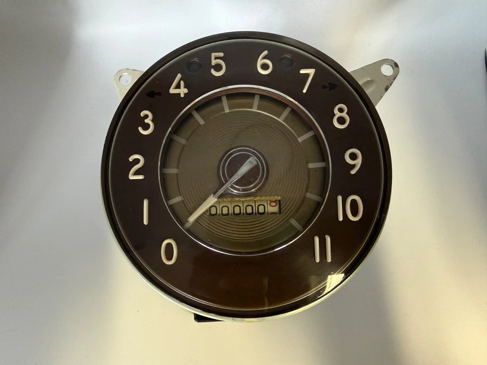 Nuevo de Lote Antiguo 1946 Packard Clipper Velocímetro Stewart-Warner 589AP Probado Funcionando Foto 1 de 4