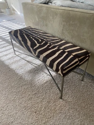 Banco de Oculto Cebra 48W x 16W x 18H Hierro Genuino Burchell Modern Regency Hollywood Foto 1 de 4