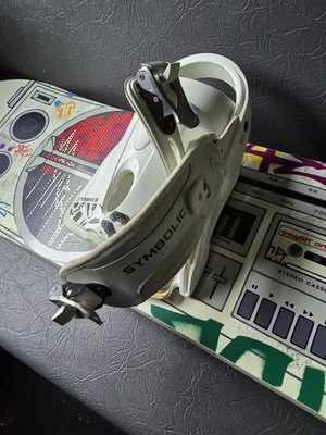 Tabla de snowboard Technine con fijaciones simbólicas Foto 1 de 3