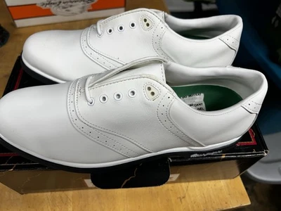 Zapatos de Golf MacGregor 9 M Para Hombre Clásicos Sillín Blanco Estilo 1978 Picos Nos Foto 1 de 4