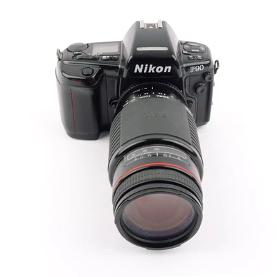 Nikon F90 Sigma Zoom AF-APO 4,5-5,6/75-300 mm NO PROBADO Foto 1 de 4