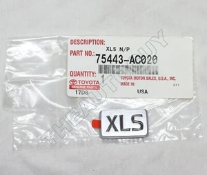 1995 - 1999 TOYOTA AVALON "XLS" REAR EMBLEM NAME FACTORY OEM - 75443-AC020 - Picture 1 of 2