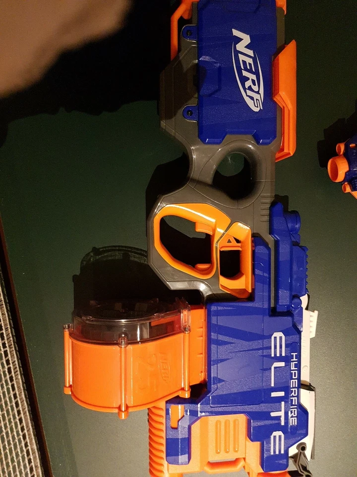 NERF B5573 N-Strike Elite Hyper-Fire Blaster - Bild 1 von 1