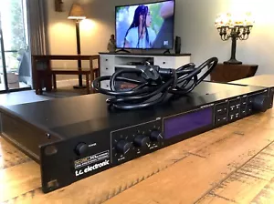 T.C ELECTRONIC M-ONE XL TECHNOLOGY DUAL EFFECTS SIGNAL PROCESSOR~TESTED WORKING - Picture 1 of 18